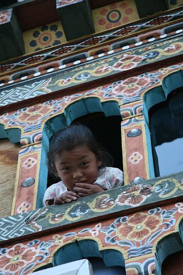 20081103-164bhutan.jpg - rare toerist