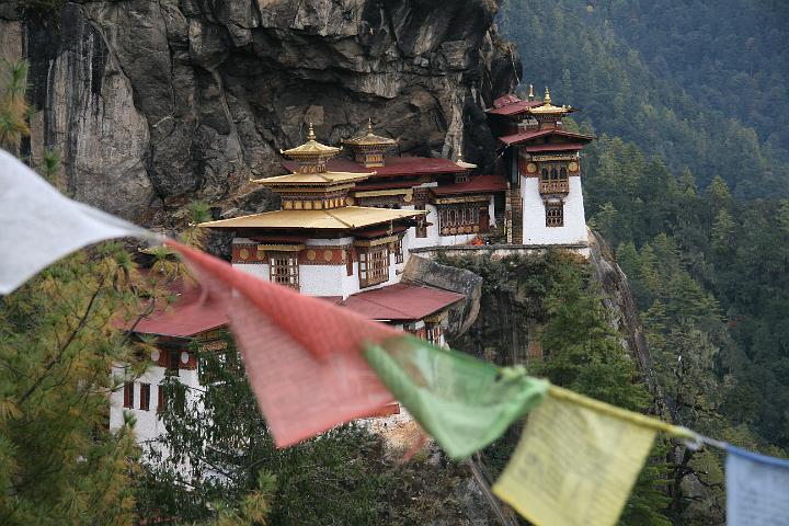 20081104-227bhutan.jpg - Taktsang, tigers nest