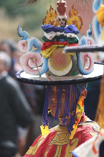 20081115-063bhutan.jpg - black hat dance
