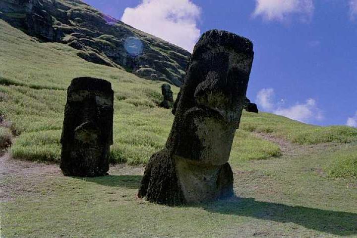 1716.jpg - Easter island, Rano Raraku 
ancient statue factory 