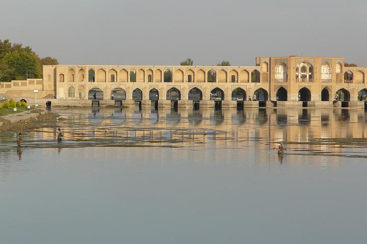 P1010423.JPG - Khaju bridge